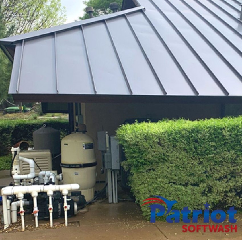 Colleyville Metal Roof After - Patriot SoftWash