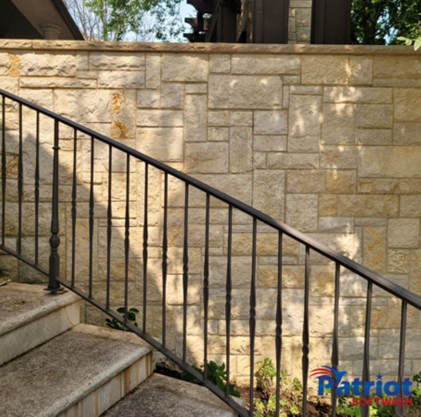 Patriot Softwash Stone Wall and Steps After - Patriot SoftWash