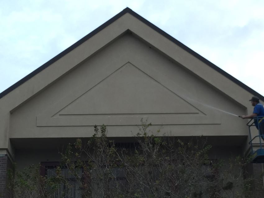 Stucco Wall (Gable) After - Patriot SoftWash