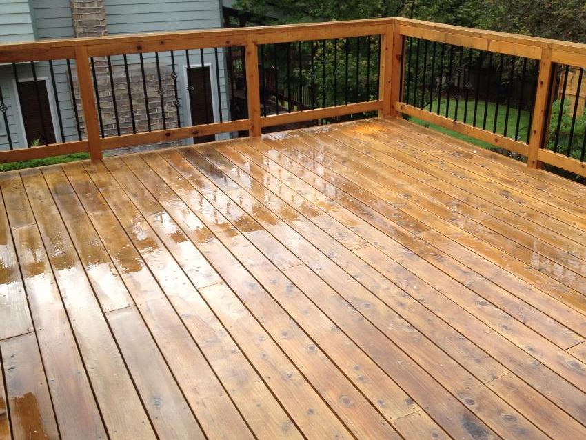 Wood Decking After - Patriot SoftWash